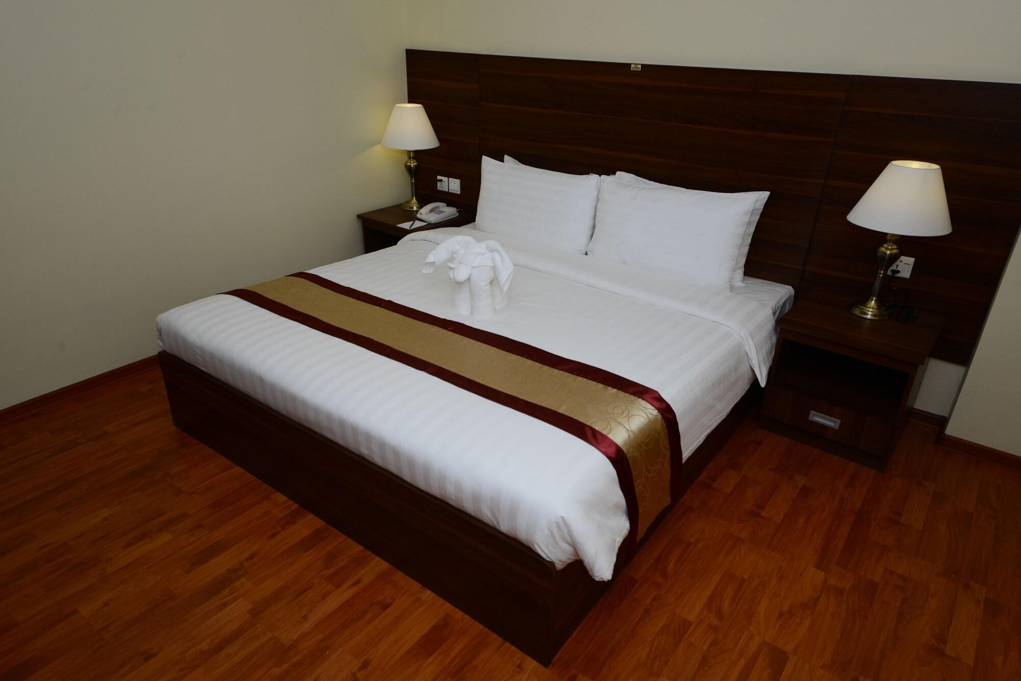 Silver Green Hotel Янгон Екстериор снимка