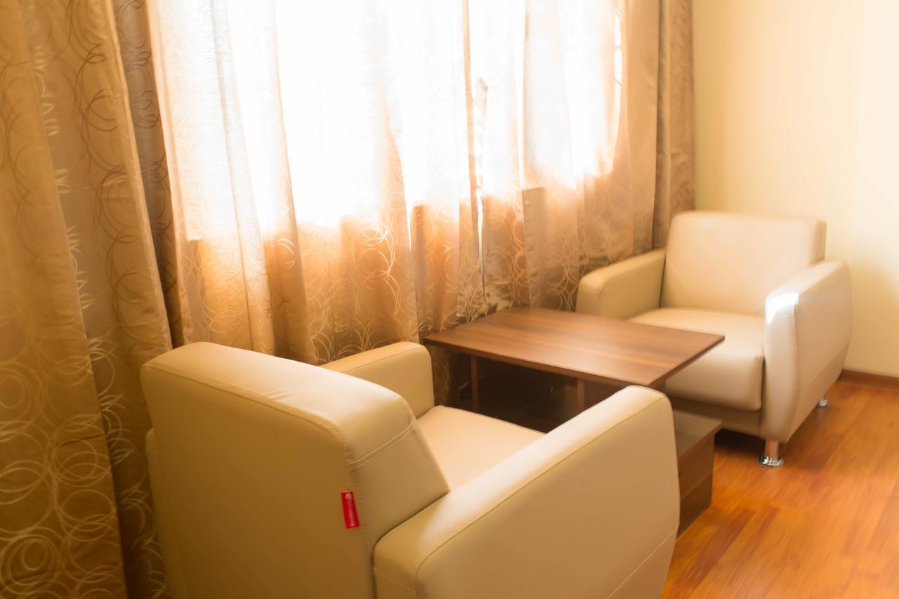 Silver Green Hotel Янгон Екстериор снимка