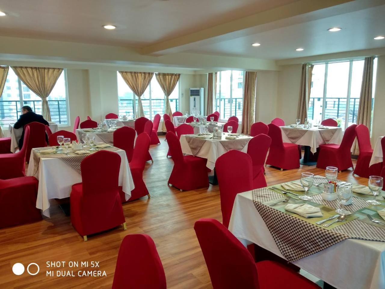 Silver Green Hotel Янгон Екстериор снимка