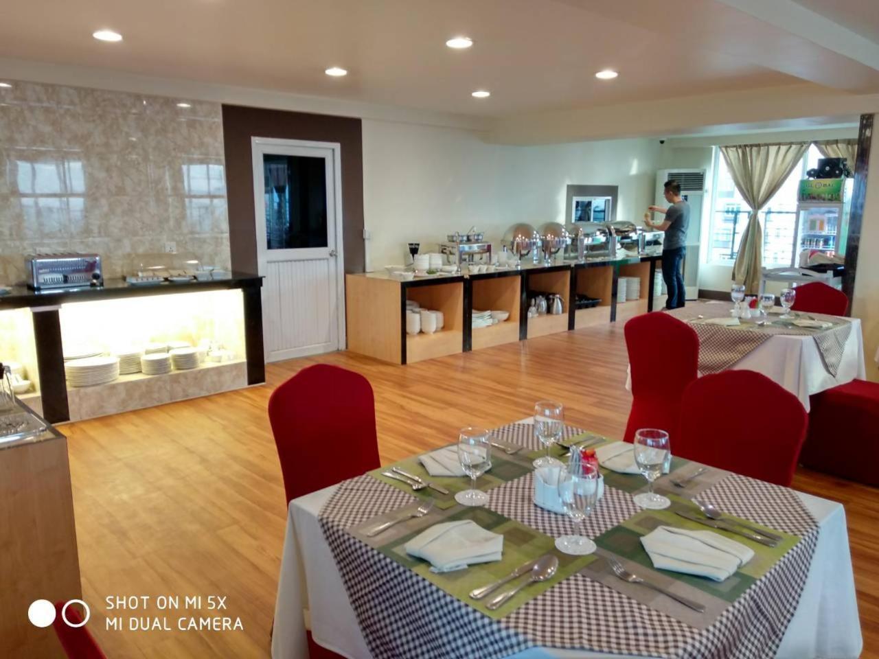 Silver Green Hotel Янгон Екстериор снимка