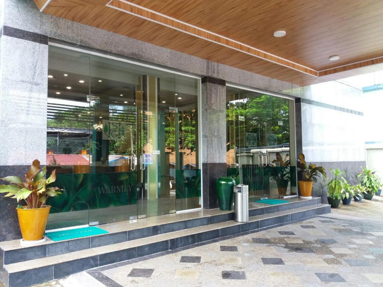 Silver Green Hotel Янгон Екстериор снимка