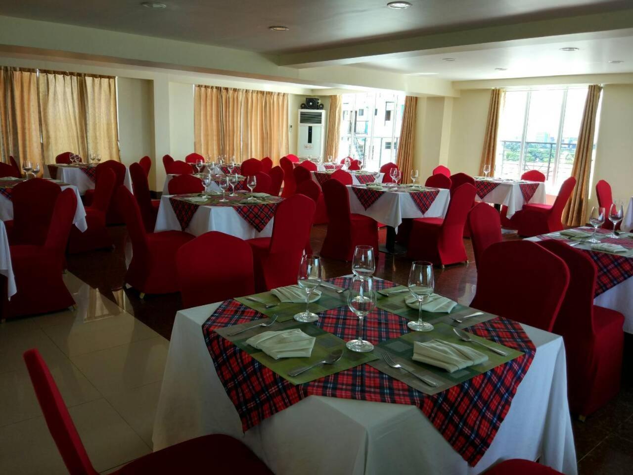 Silver Green Hotel Янгон Екстериор снимка